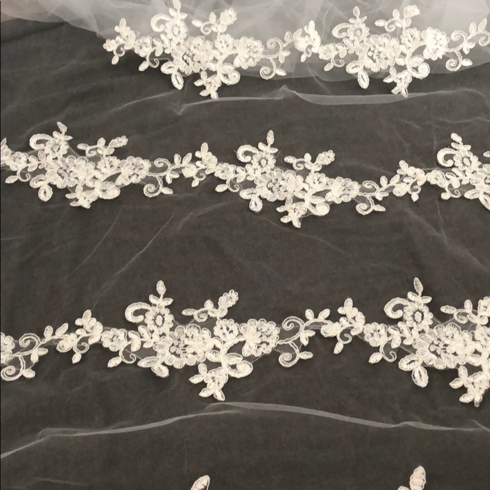 👰🏼new cathedral length lace veil